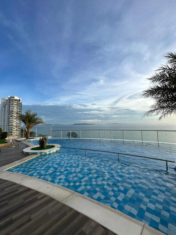 Sands Condominium Pattaya Bagian luar foto